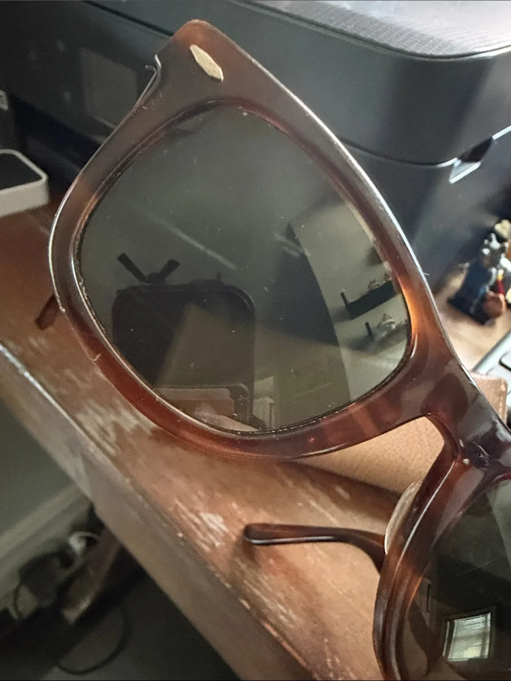 Vintage B&L Ray Ban Brown Tortoiseshell Sunglasses with tan soft case
